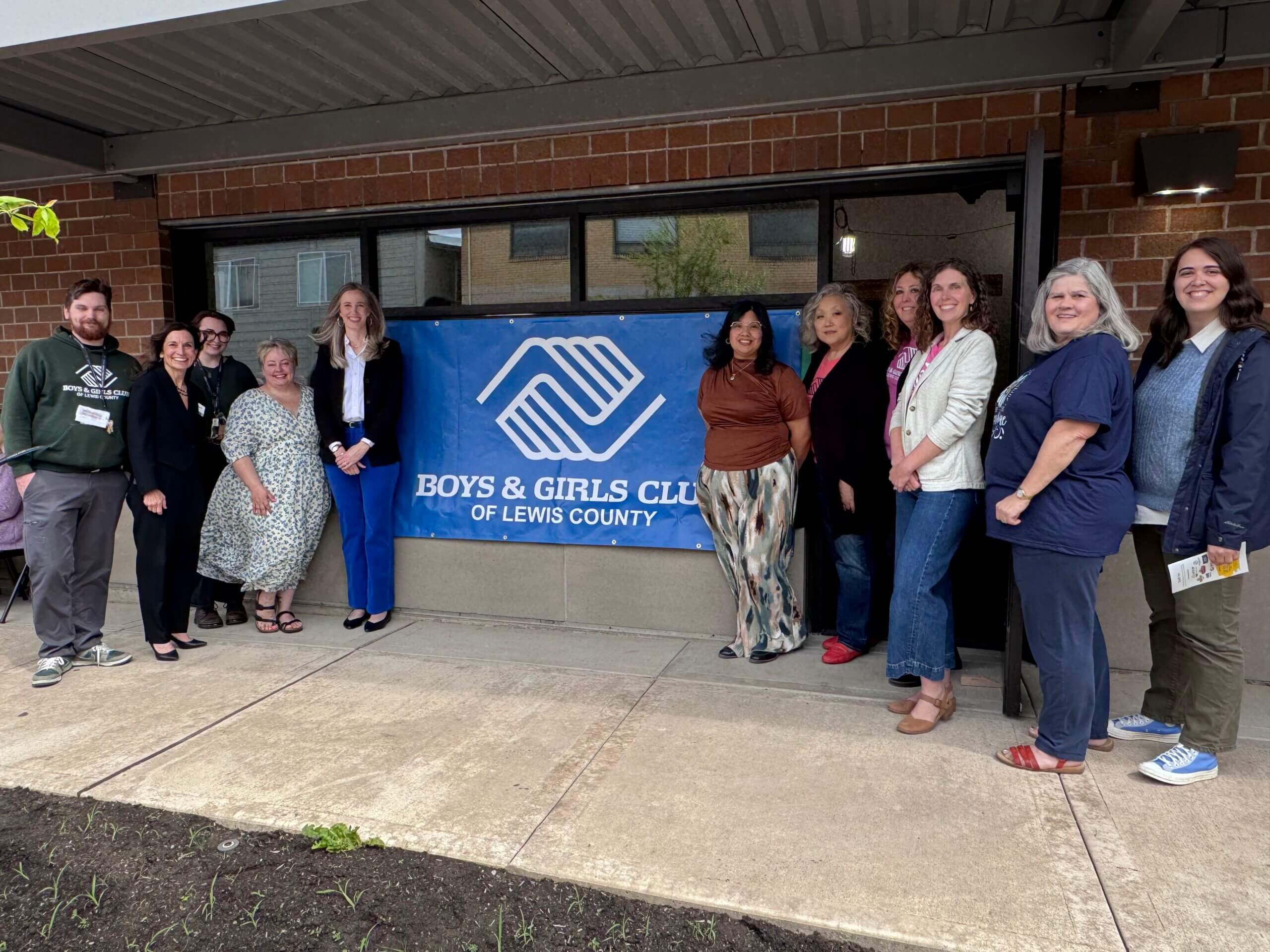 Ribbon Cutting of New United Learning Center in Centralia
